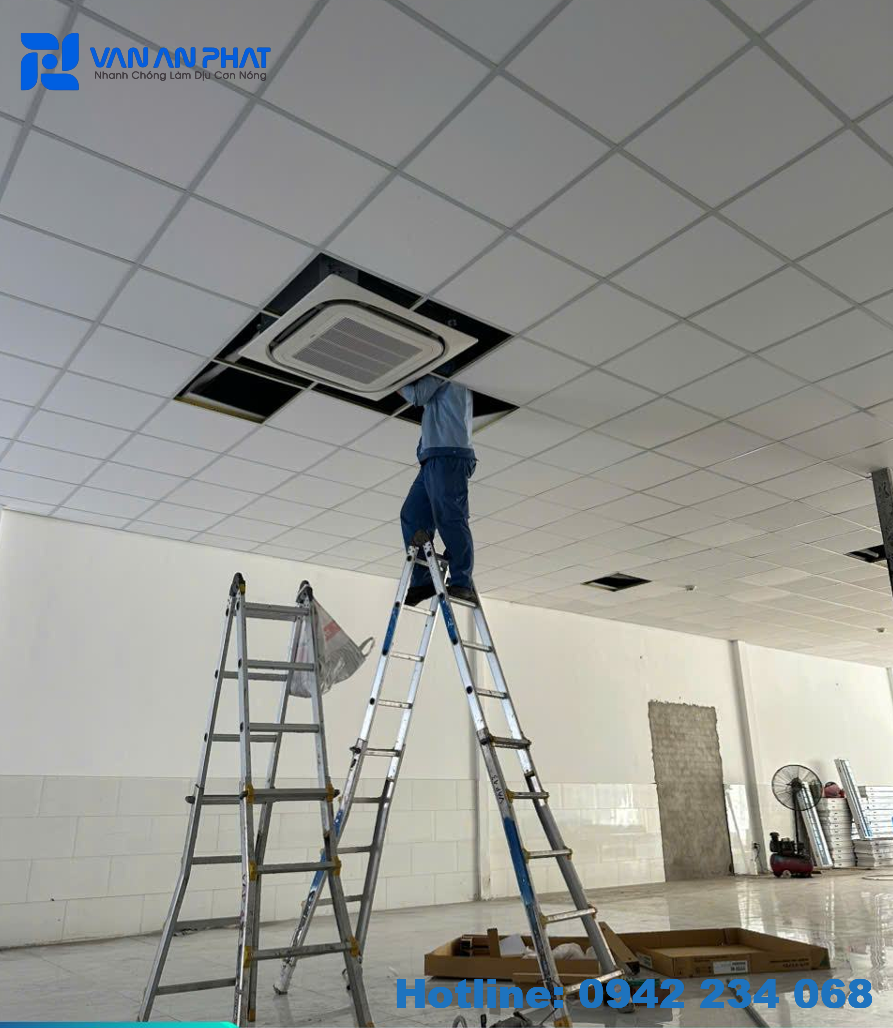 Thi công máy lạnh trung tâm thương mại