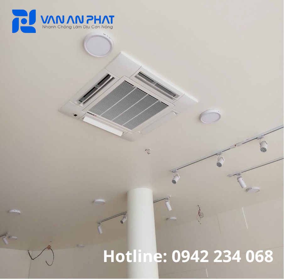 Máy Lạnh Cassette Công Suất Lớn 1